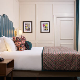 The Bedford Hotel, Belfast. Bespoke wall panelling by SAM Mouldings.